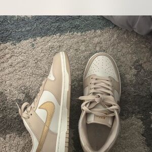 Nike Women’s Low-Top Sneakers in Beige, Cream and Light Yellow